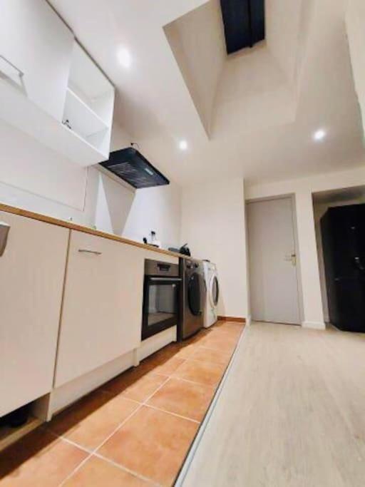 Appartement T3, Au Coeur De Montpellier, Wifi Et Climatisation Exterior foto