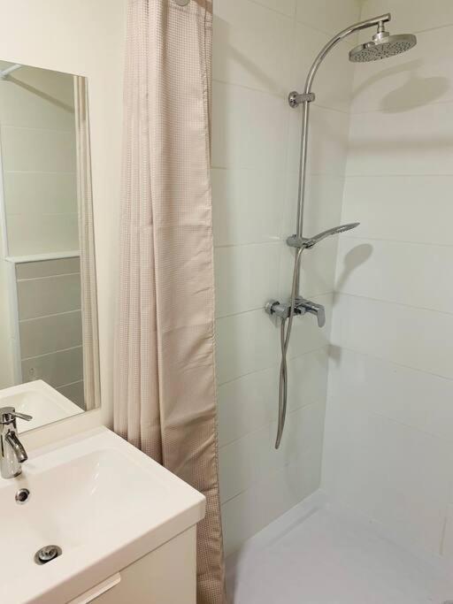 Appartement T3, Au Coeur De Montpellier, Wifi Et Climatisation Exterior foto